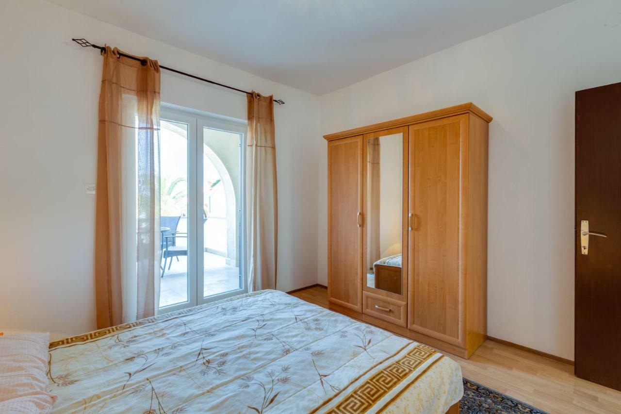Apartmani Gordana Мали-Лошинь Экстерьер фото